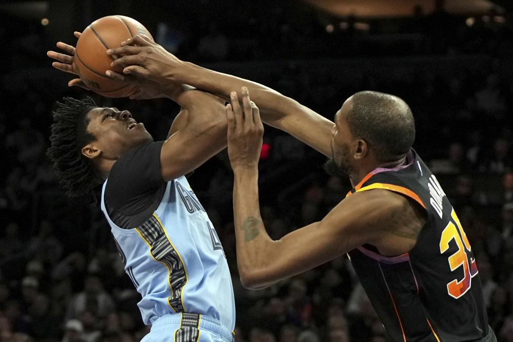 占据主动 占据主动