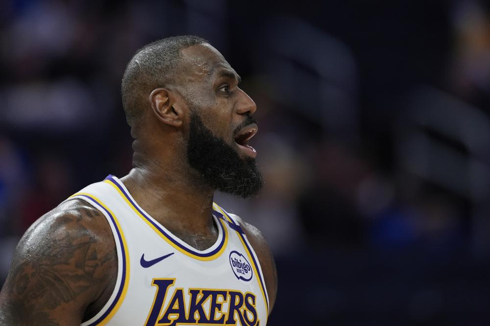 后卫的多面 后卫的多面