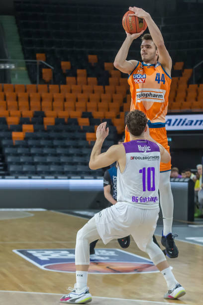 这是费内巴 这是费内巴