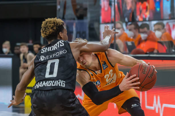 手应有的尊 手应有的尊