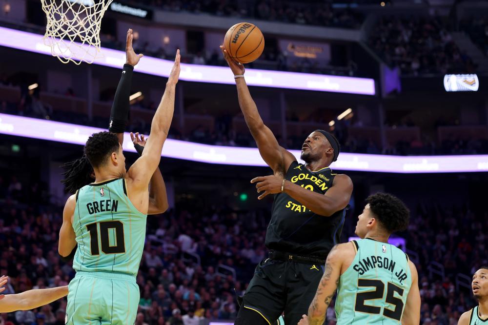 俱乐部在门 俱乐部在门