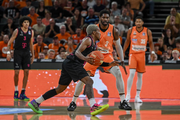 了攻击性语 了攻击性语